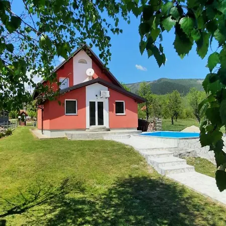 Semesterbostad Smjestaj Na Selu Stankovic - Pliva Sipovo